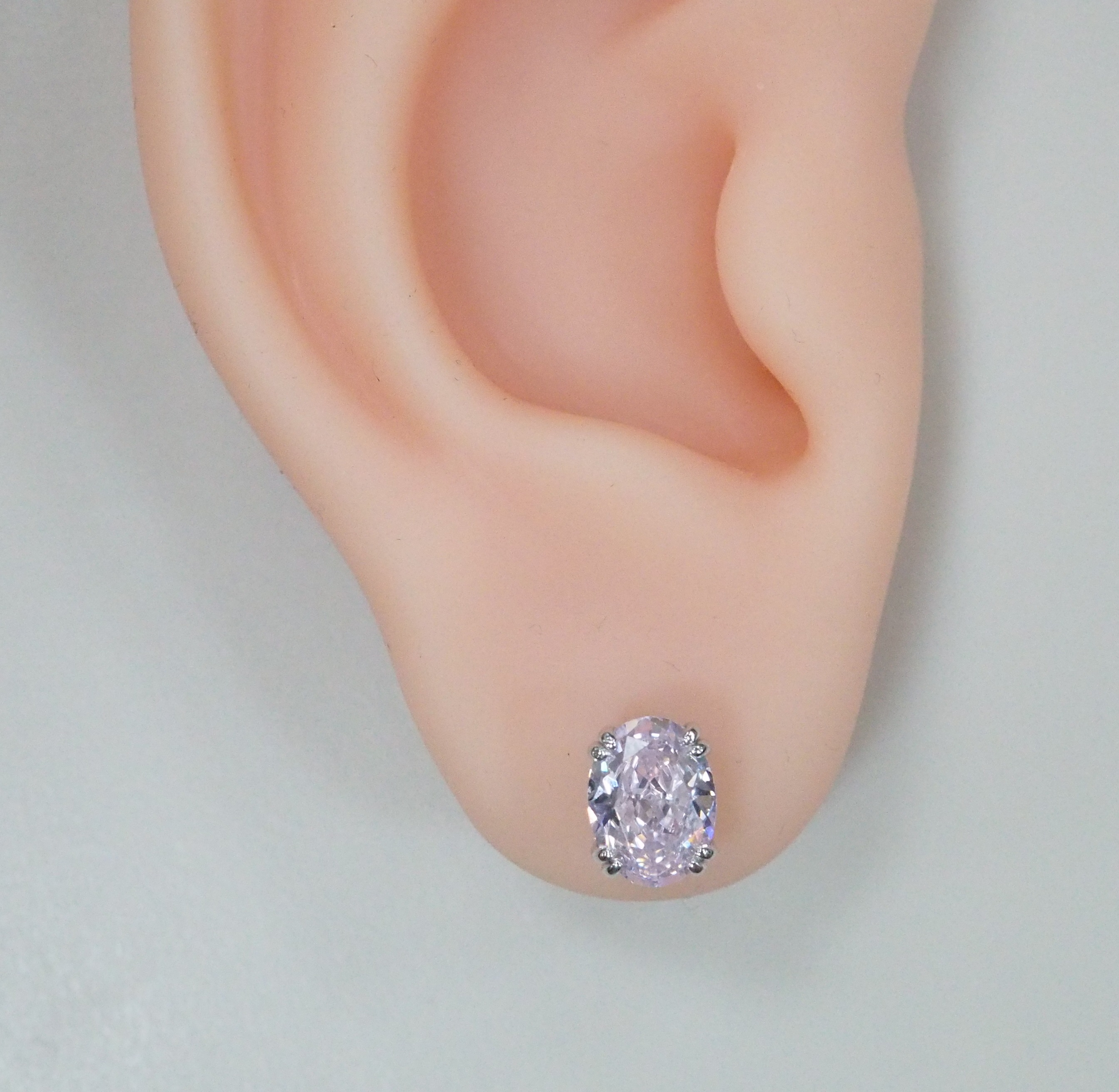 Серебряные серьги-пусеты с кубическим цирконием